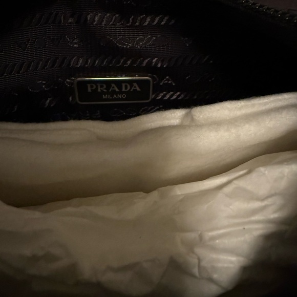 Nylon Prada Re-Edition 2000 mini-bag - Picture 11 of 14